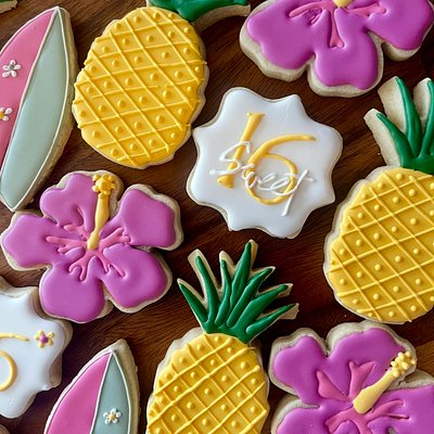 Custom Decorated Cookies 