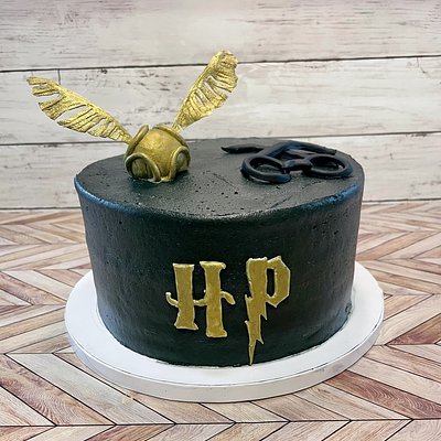 Custom 10 Inch Cake 