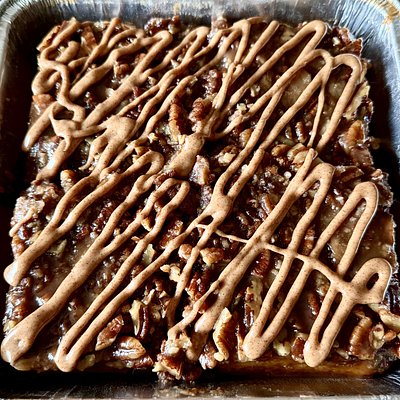 Sticky Pecan Roll w/ Maple Cinnamon Icing (4-Pack)
