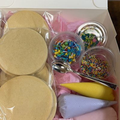 Royal Rounds Cookie Kit