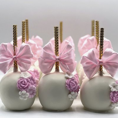 CANDY/CHOCOLATE COVERED APPLE