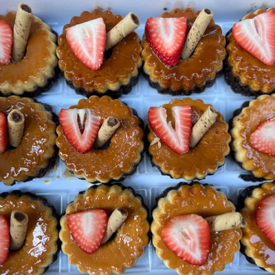 Bundnt Chocoflanes Half Dozen 