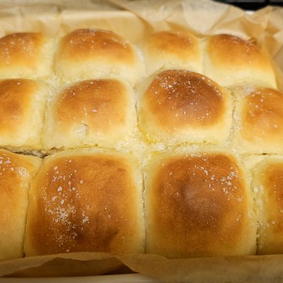 Dinner rolls 