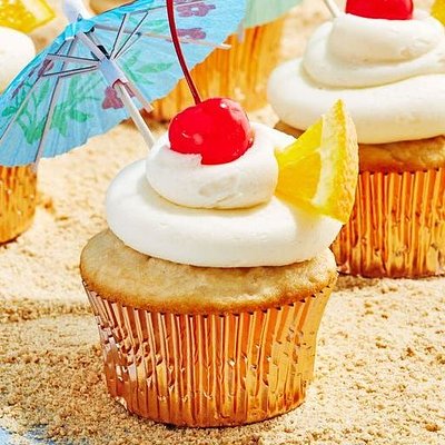 Bahama Mama Cupcakes 