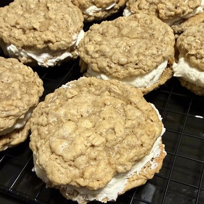 Six Oatmeal Cream Pies