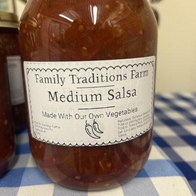 Family Traditions Farm Medium Salsa Quart Jar