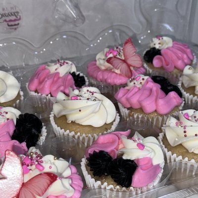 1 Dozen Cupcakes