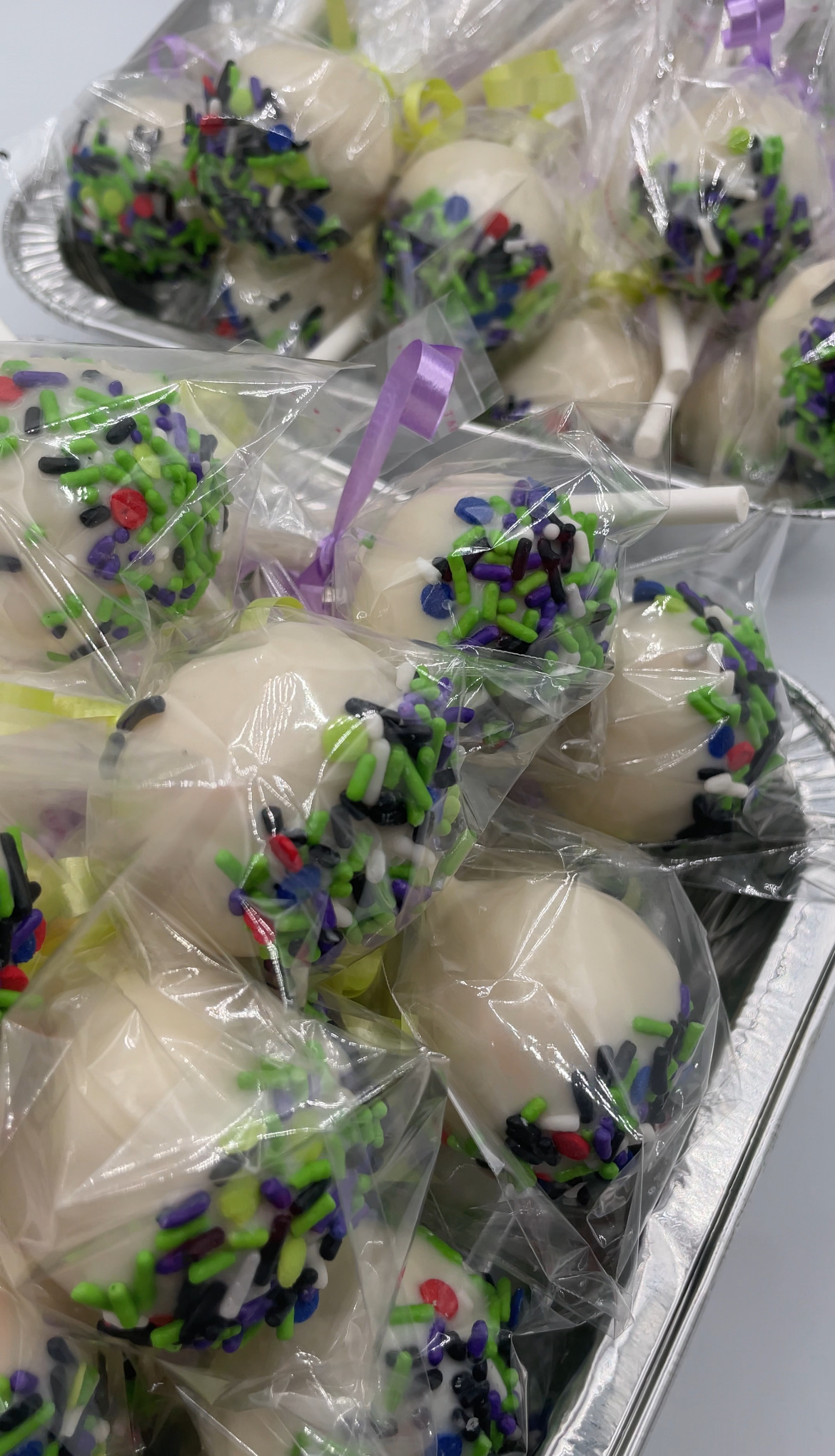 (12) Chocolate Cakepops