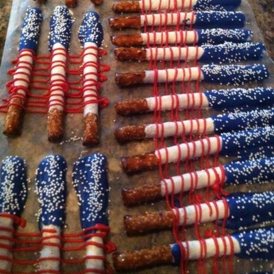 🎉 Party Perfect Treat Pack! 🍓🥨🍫