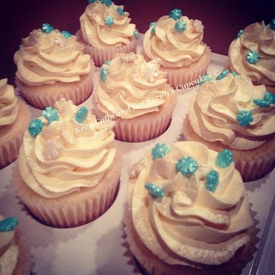 Classic White Cupcakes