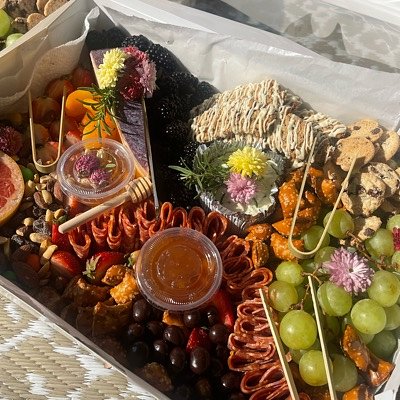 🧀Large Graze Box (feeds 10)