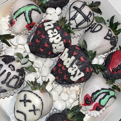 Dozen Chocolate Covered Strawberries 