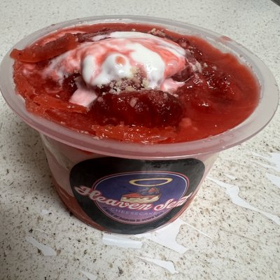 Strawberry Crunch Cheesecake Cup (small)