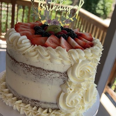 8” Spring Fling (Serves 15-18) 