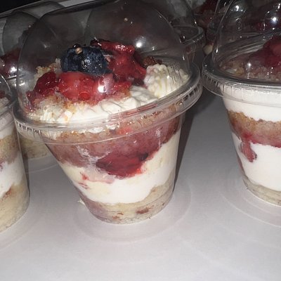 1 Dozen Chantilly Parfait Cups