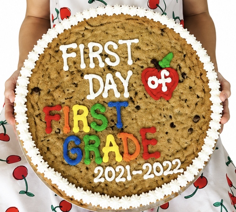 9inch Cookie Cakes 