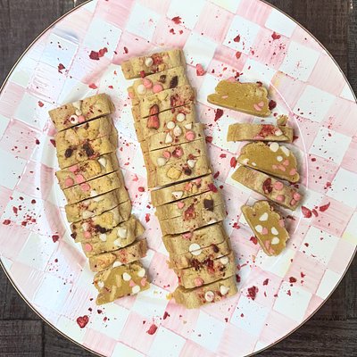 Strawberries N Cream Bars 