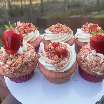 Half A Dozen Of Cupcakes 