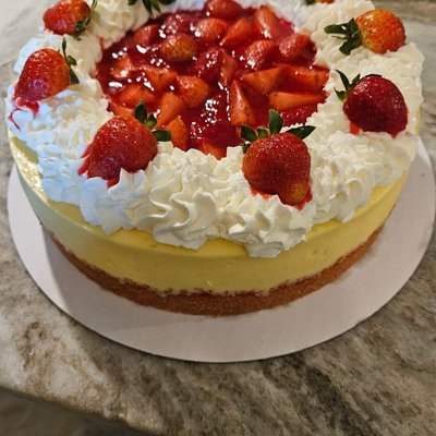 Strawberry Topped Cheesecake