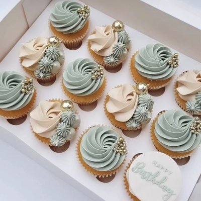 1 DOZEN CUPCAKES 