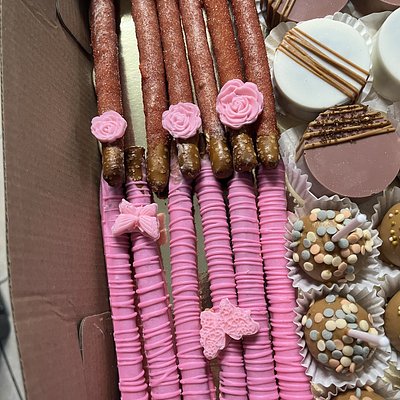 Chocolate Covered Pretzels 