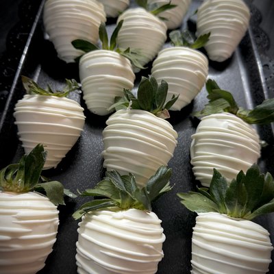 White Chocolate Berries