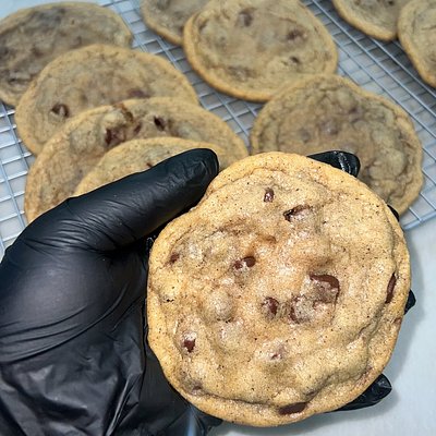 Chocolate Chip Cookies (1 dozen)