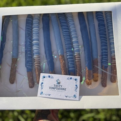 Custom Chocolate Pretzels 