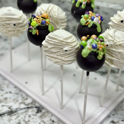 Spooky Cake Pops