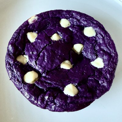 Ube White Chocolate Chip Cookie (1/2 Dozen)