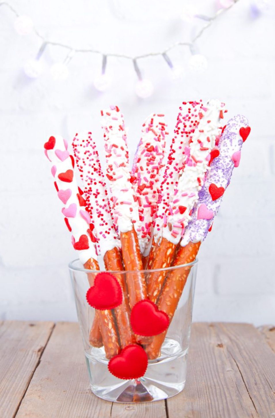 Dipped Pretzels 