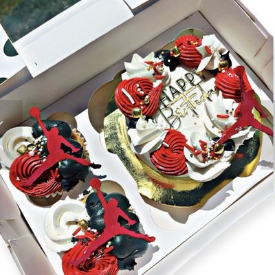 Bento Cake and Cupcake Combo Box 