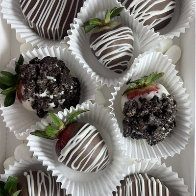 Strawberry Crunch Box 