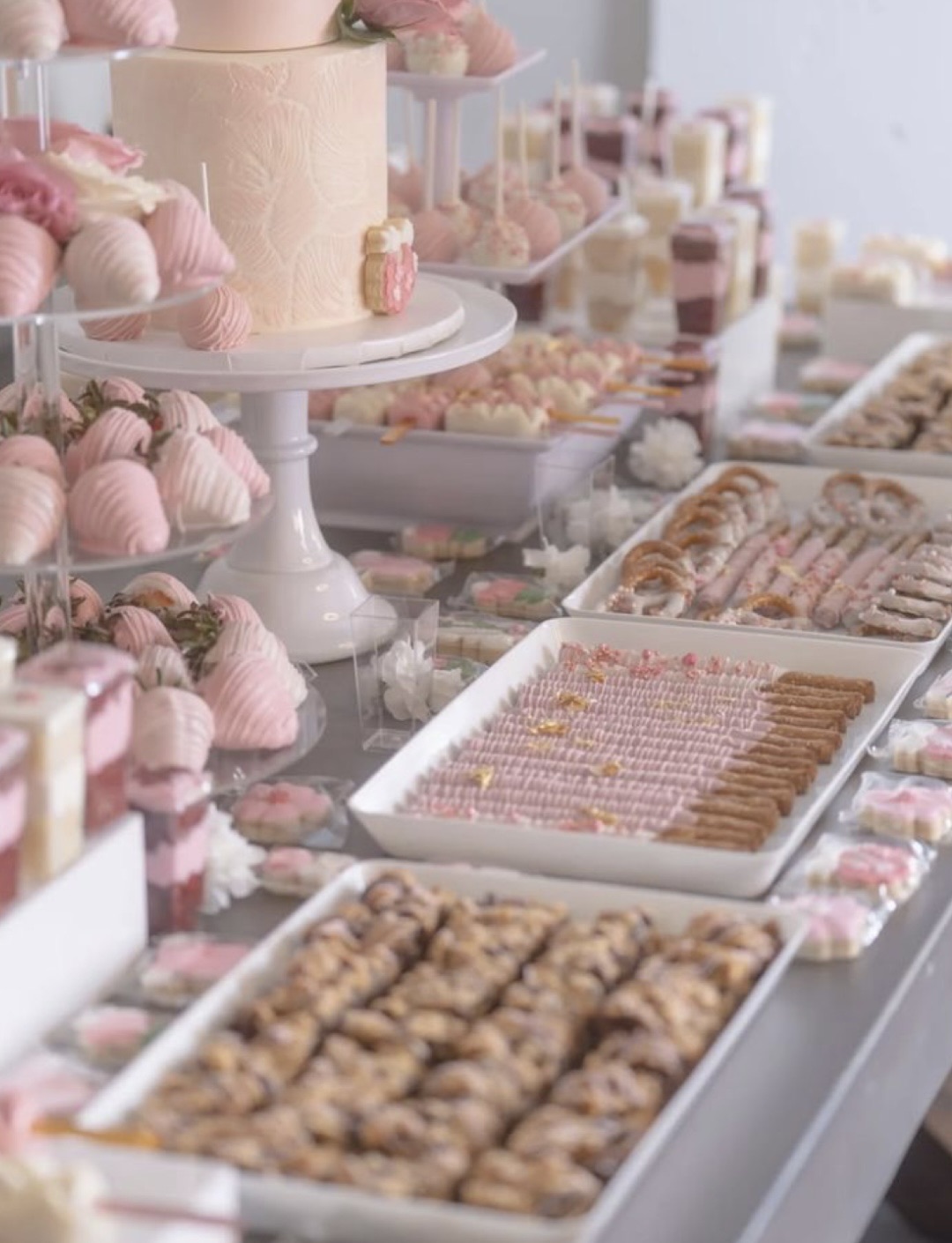 Deluxe Catering