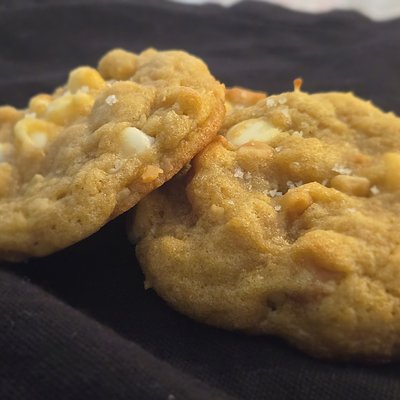 Ivory Tide White Chocolate Macadamia 