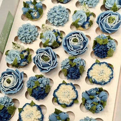 Kendall Florals - 2 dz minis