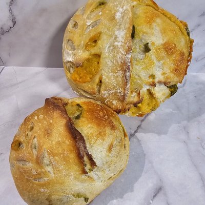 Medium Jalapeño Cheddar Sourdough