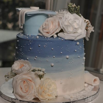 9” Custom Cake (feeds 35-45)