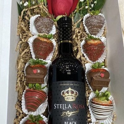 Wine & Rose Box