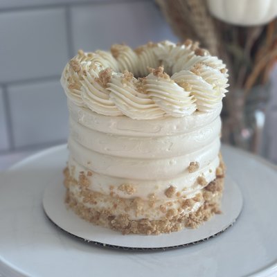Blueberry Crumble Cake (price determined on size & decor)
