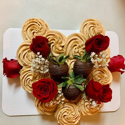 Heart Shaped Cupcake Cake