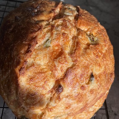 Jalapeño Cheddar Sourdough 