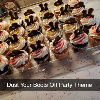CowBoy/CowGirl CupCakes