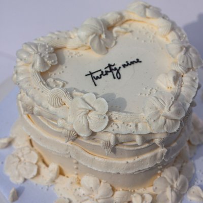 2 Layer 6” Heart Cake 