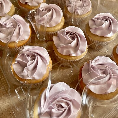 Classic Cupcakes- One Dozen