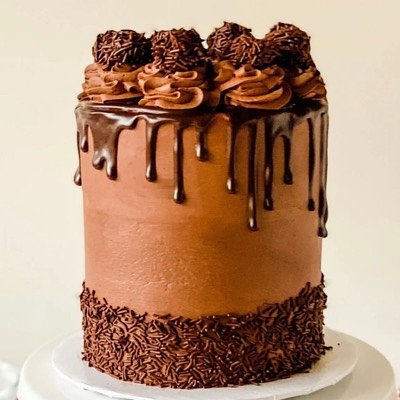 Signature Chocolate Cake (serves 15)