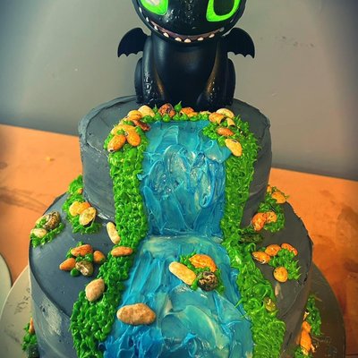 Custom Cakes 