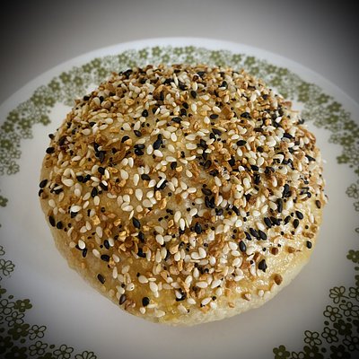 Everything Seasoned Sourdough Bagel Buns