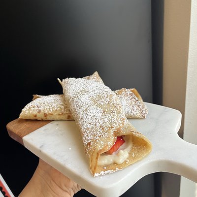 Strawberry And Creme Crepe