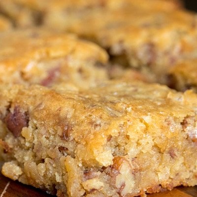 Sweet Pecan Bread (Contains Nuts)